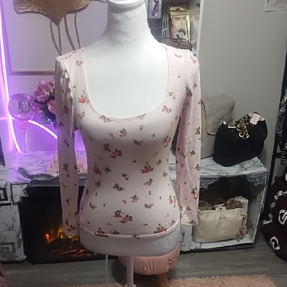 BDG Light Pink Floral Scoop Neck Long Sleeve Ribbed Top